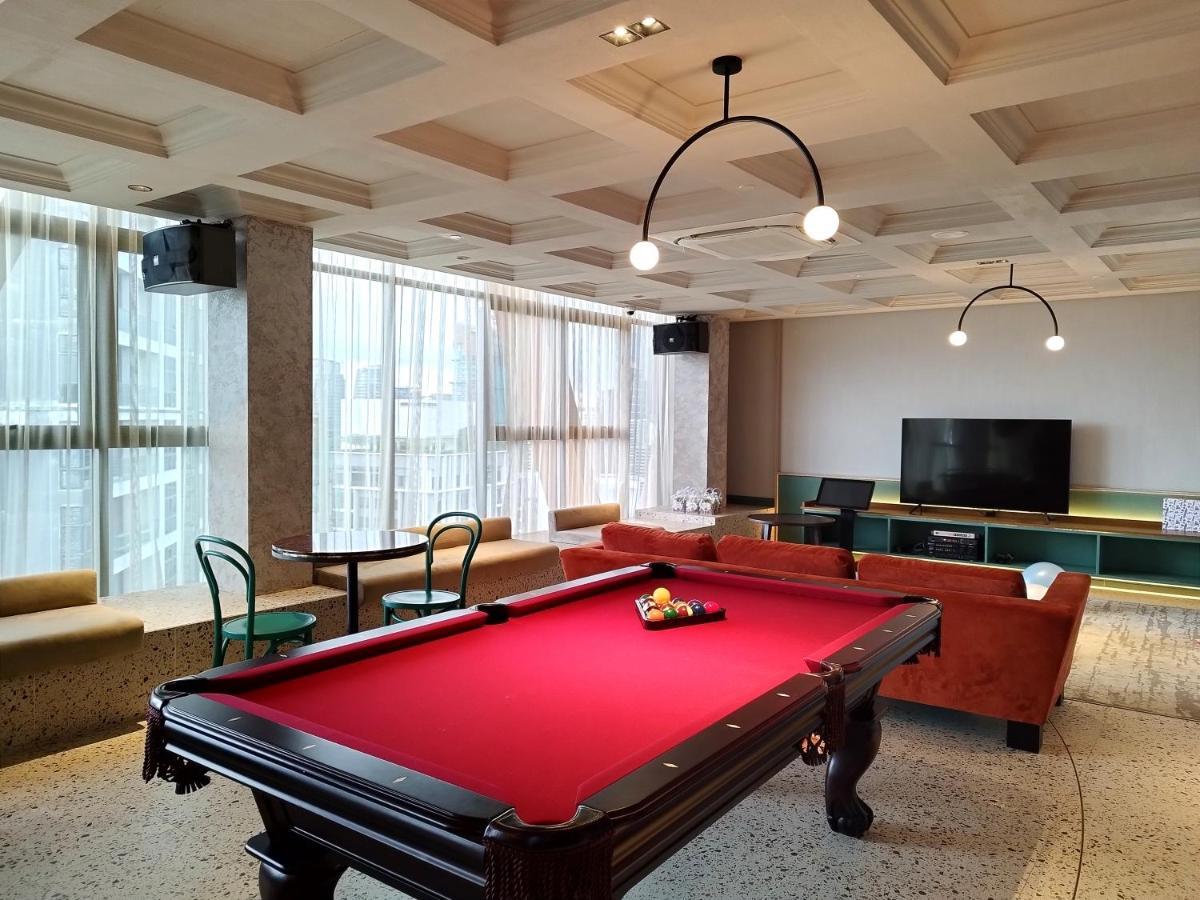 Klcc Musicalsty5Pax At Scarletzsuites Kuala Lumpur Exterior foto